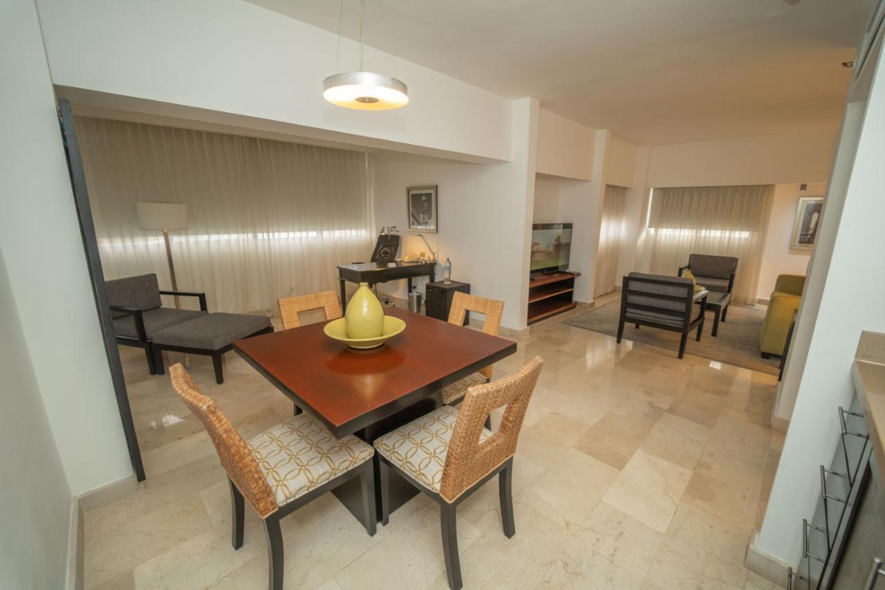 Radisson Hotel Santo Domingo Exterior photo
