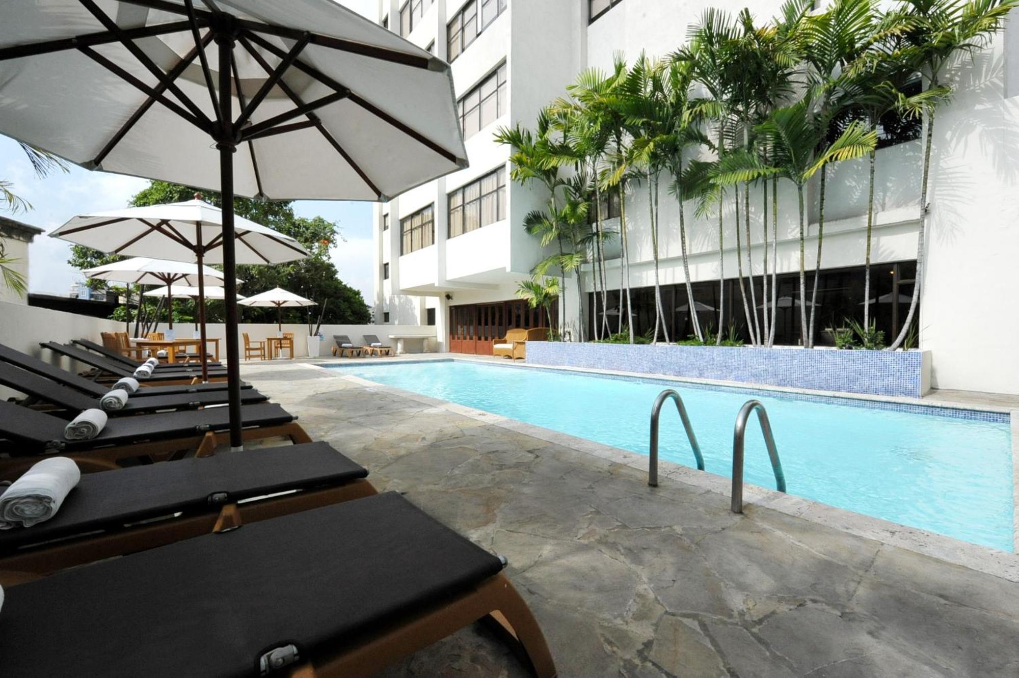 Radisson Hotel Santo Domingo Exterior photo