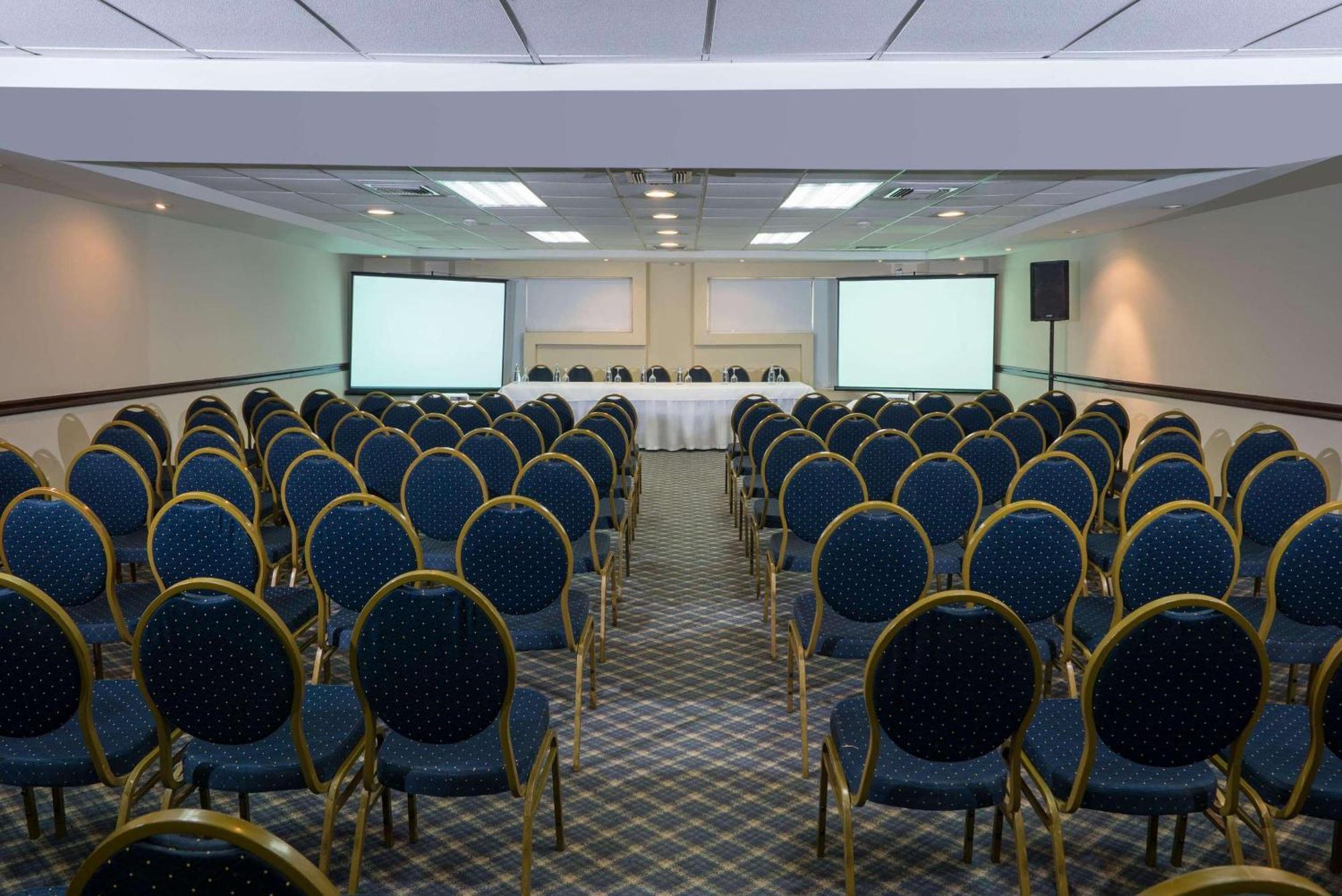 Radisson Hotel Santo Domingo Exterior photo