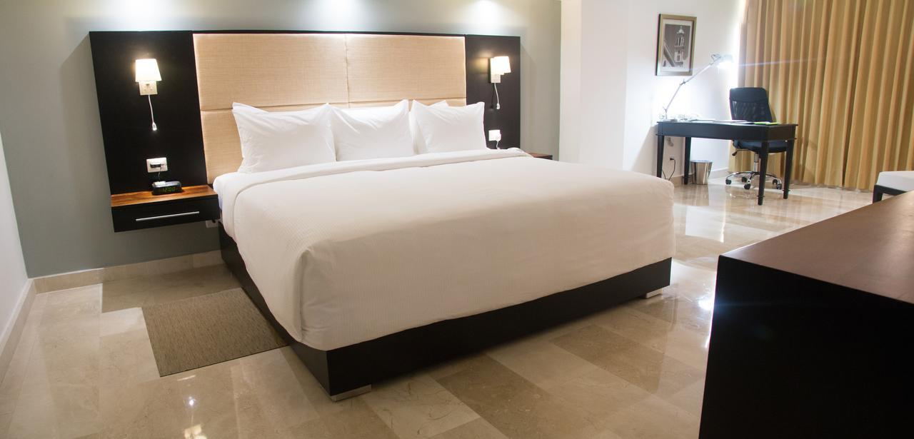 Radisson Hotel Santo Domingo Exterior photo