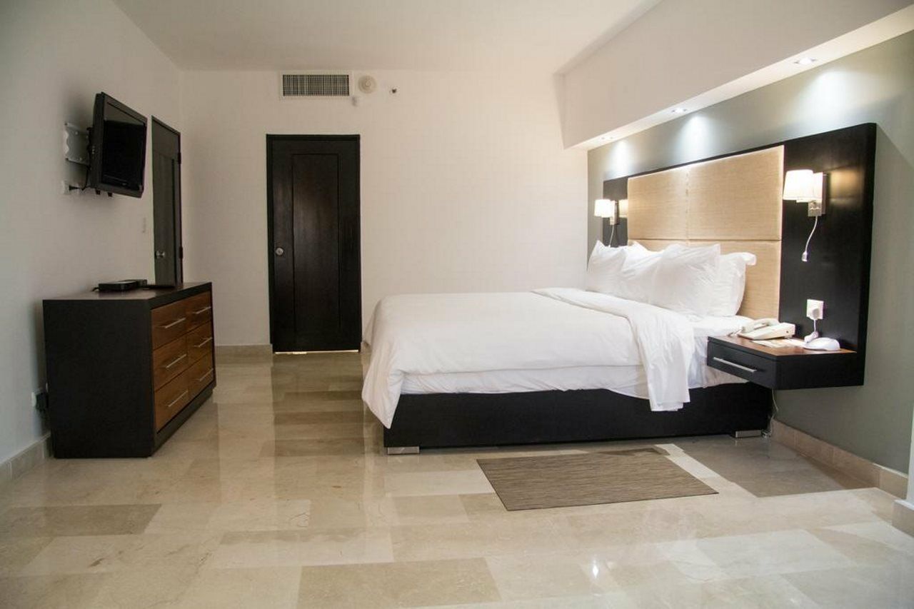 Radisson Hotel Santo Domingo Exterior photo